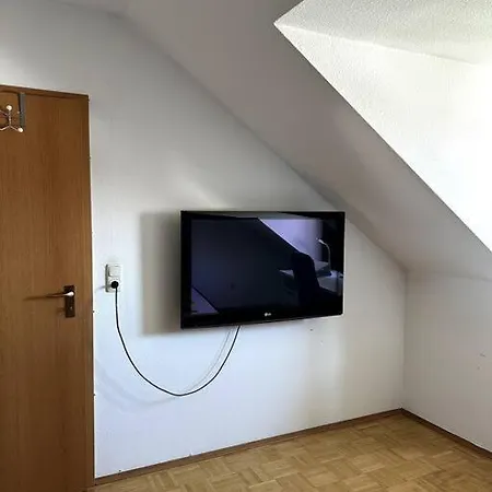2-Zimmer-Wohnung Mit Balkon & Guter Anbindung In Aschaffenburg Apartment