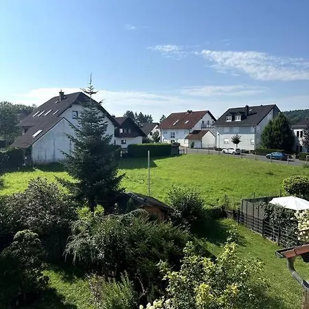 Lejlighed 2-zimmer-wohnung Mit Balkon & Guter Anbindung In