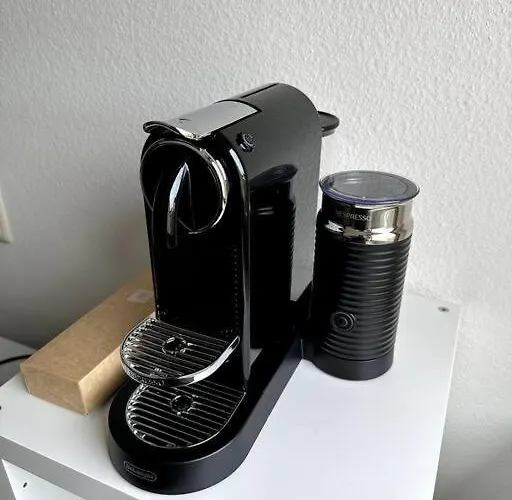 Appartamento Grosszuegige 2-zimmer-wohnung Mit Balkon, Ruhige Lage *